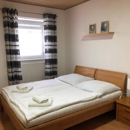 Obora Guest house *