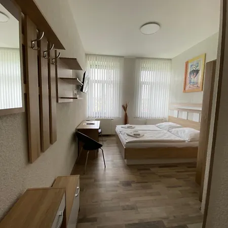 Obora Guest house *